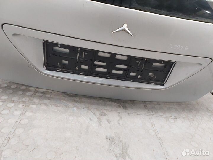 Крышка багажника Mercedes C W203, 2001