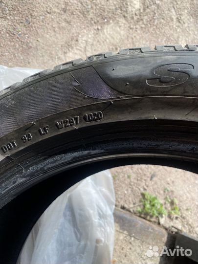 Pirelli Scorpion Winter 235/50 R19