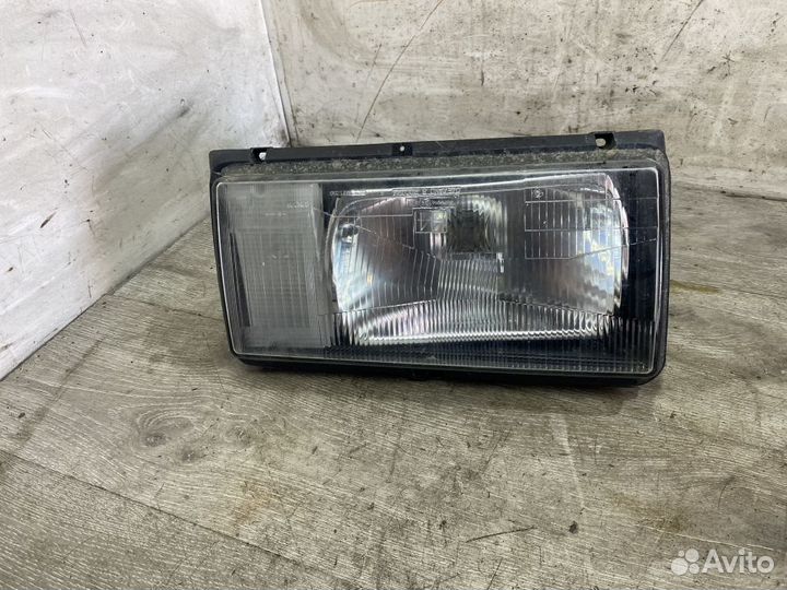 Фара левая ваз (LADA) 2107