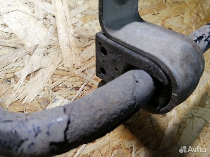 Стабилизатор поперечной устойчивости передний