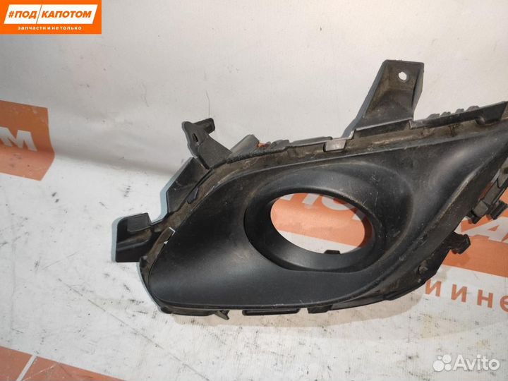 Рамка фары противотуманной правая Mazda 6 GL GJ