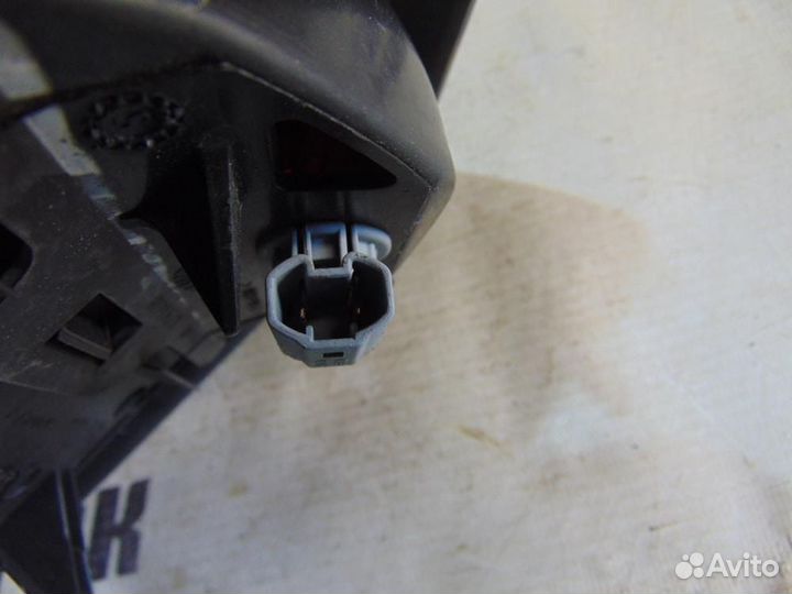 Фонарь задний для Toyota Corolla 9 2001-2006г