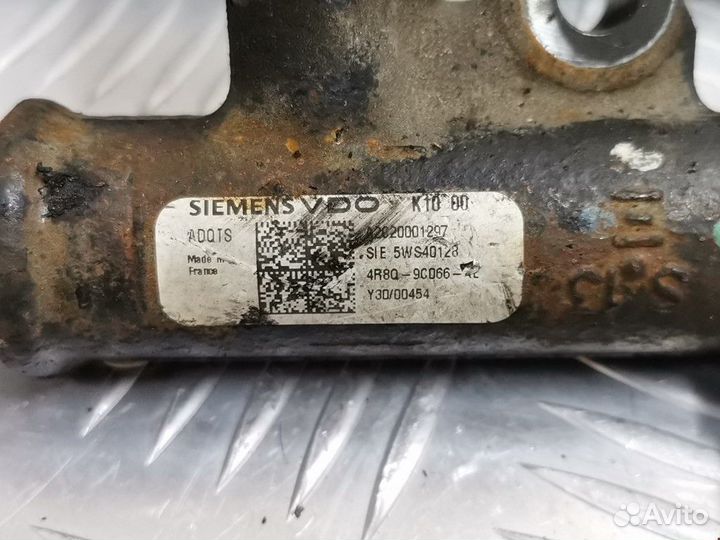 Датчик давления топлива Land Rover 1387695