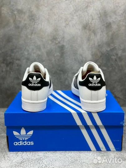 Кроссовки Adidas Superstar