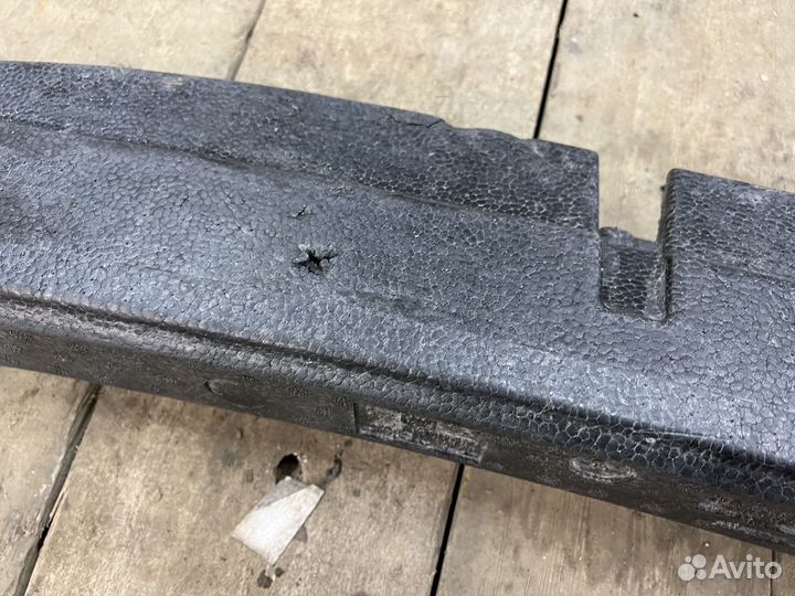 Абсорбер перкднего бампера Renault Arkana