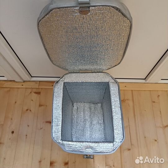 Переносной холодильник