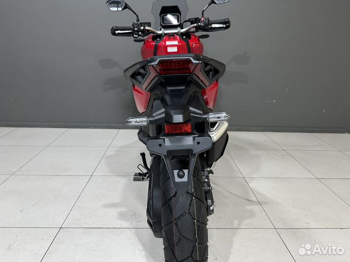 Honda X-ADV750 Новый скутер 2023г арт. 1153