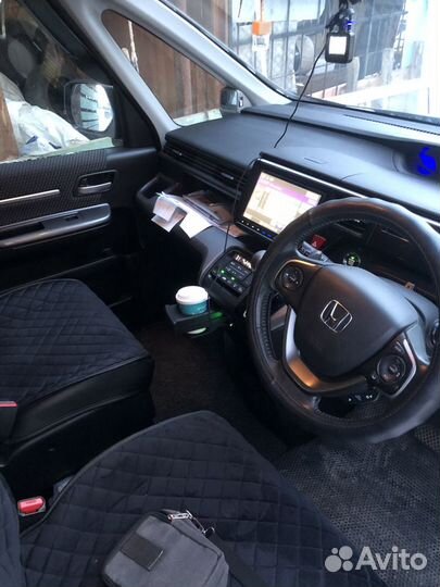 Honda Stepwgn 1.5 CVT, 2016, 110 000 км