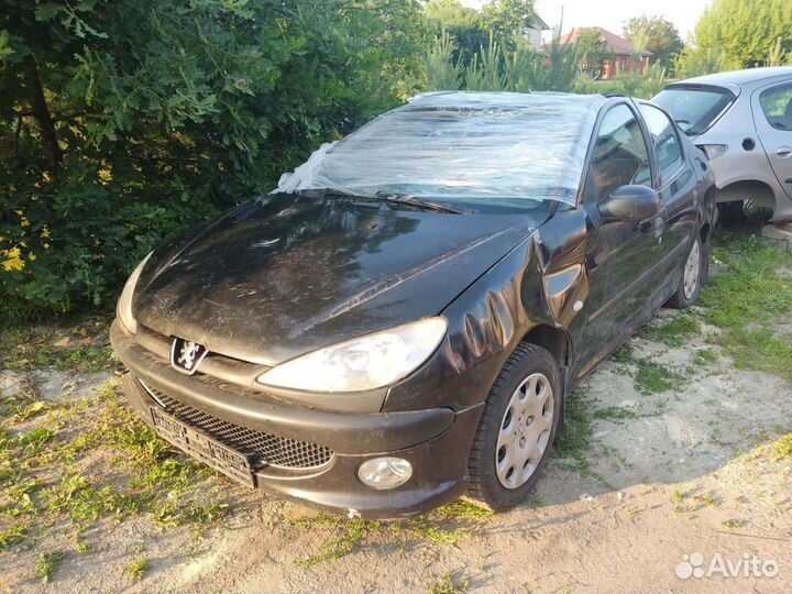 Разбор, запчасти 1.4 KFW Пежо 206 седан