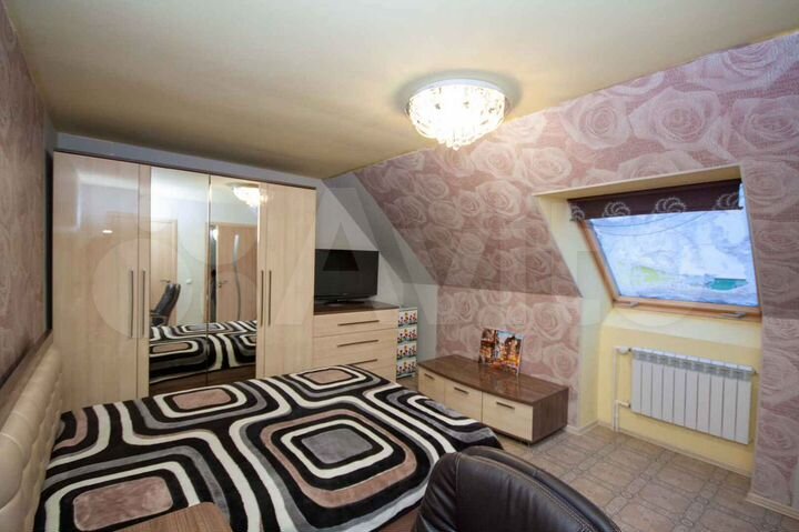 2-к. квартира, 73 м², 2/3 эт.