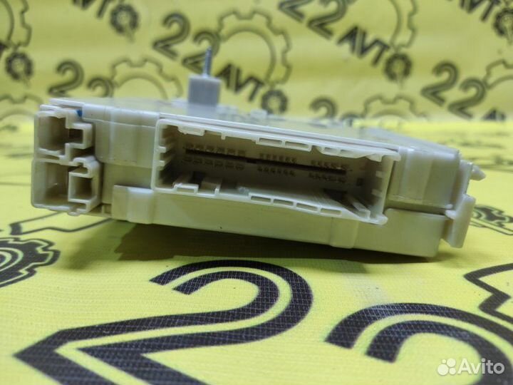 Блок предохранителей задний Lexus Gs350 GRS191