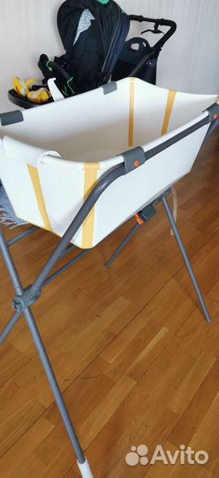 Детская ванночка с подставкой