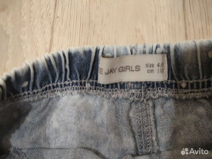 Джинсовые шорты