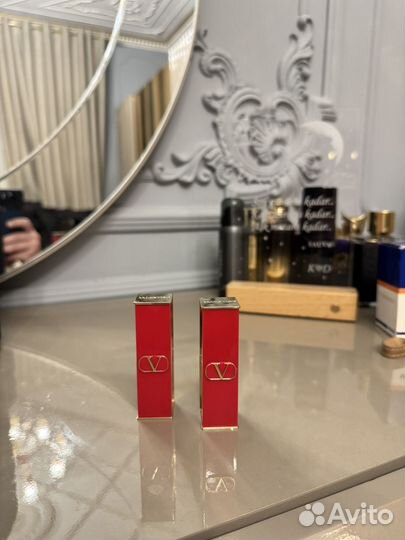 Помада Valentino