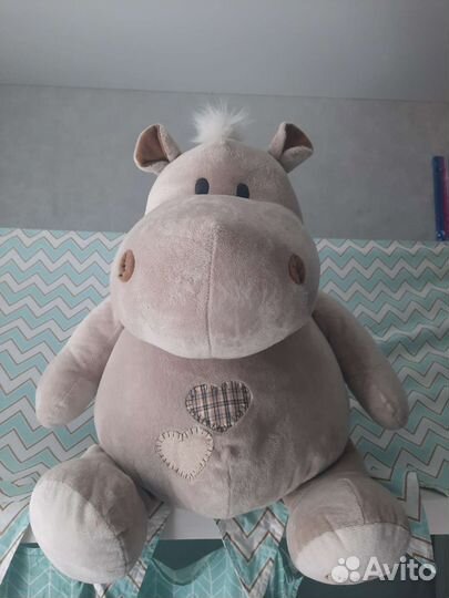 Игрушка бегемот
