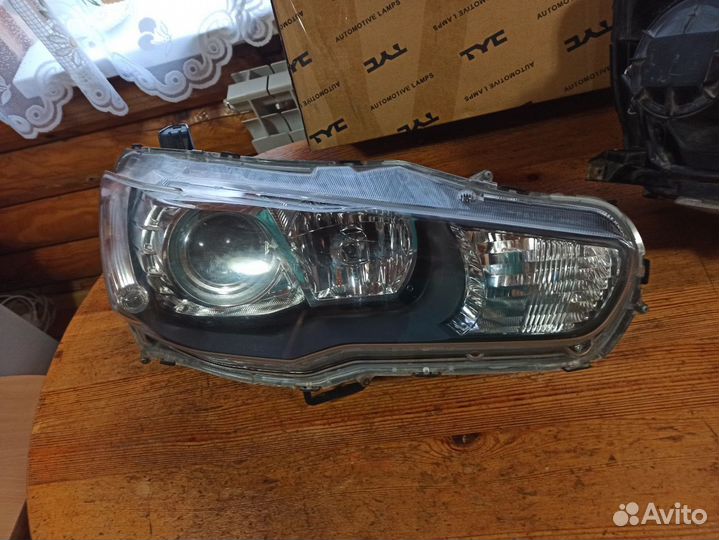 Фары ксенон на mitsubishi lancer 10