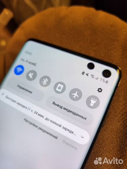 Samsung Galaxy S10, 8/128 ГБ