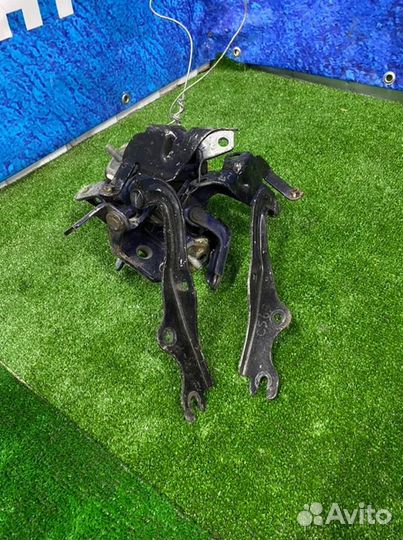 Петля капота Mazda 3 BK Z6 2009