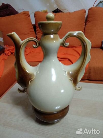 Глиняный кувшин (графин)