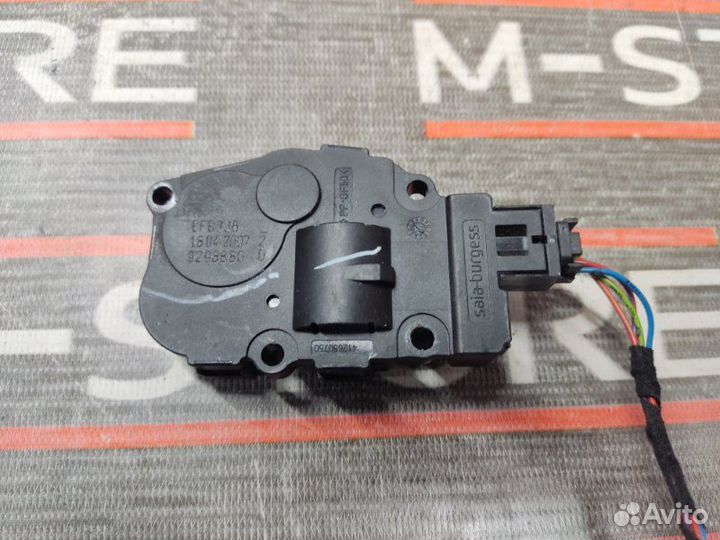 Привод заслонки отопителя Bmw X5 E70 N62B48B 2007