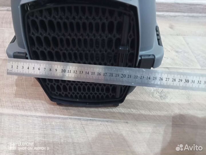 Переноска для кошек и собак