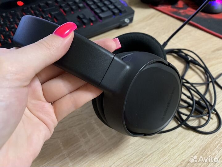 Гарнитура steelseries