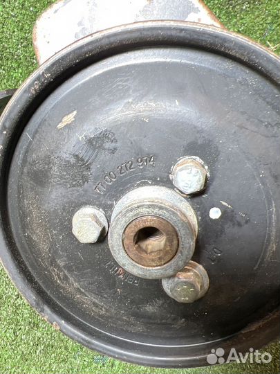 Насос гидроусилителя руля Renault Megane 1998 K7M