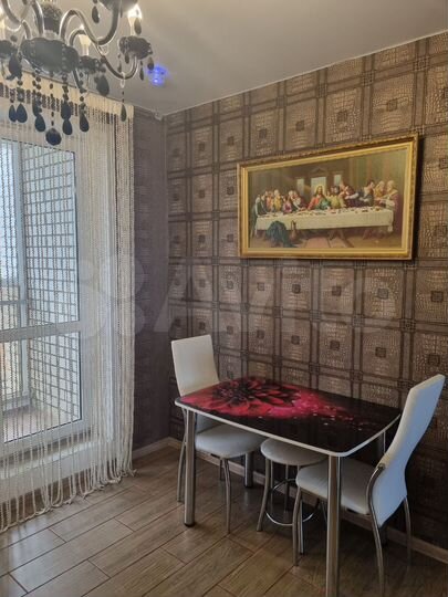 1-к. квартира, 42 м², 8/10 эт.