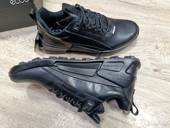 Кожаные кроссовки Ecco Biom 2.1