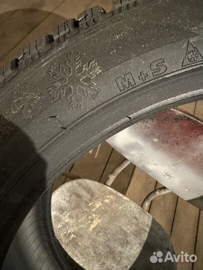 Tigar Winter 235/45 R18