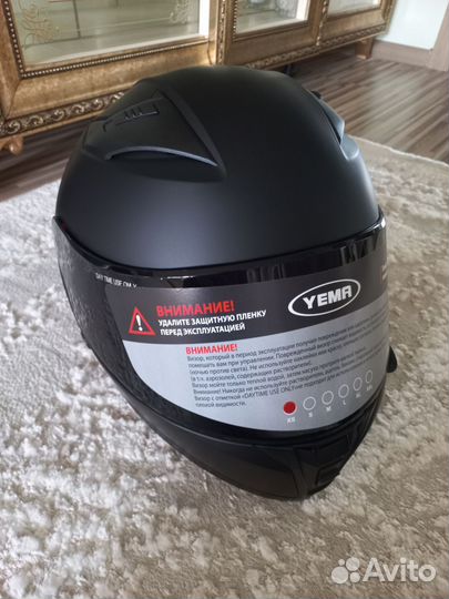 Мотошлем новый