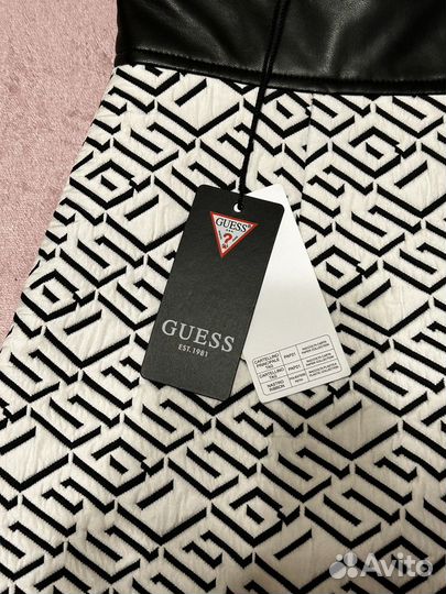 Новая юбка guess