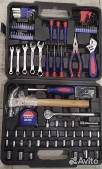 Набор инструментов в кейсе