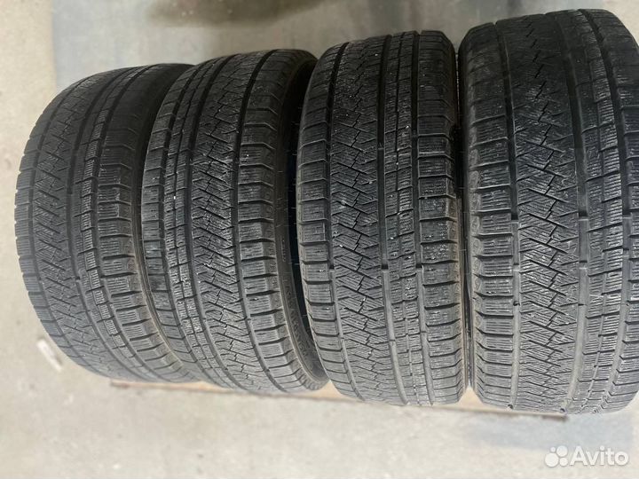 Triangle Snowlink TWT02 225/45 R19 96V