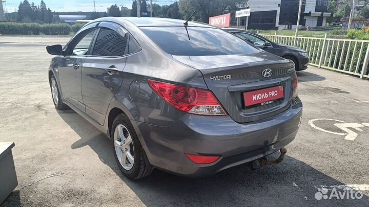 Hyundai Solaris 1.4 МТ, 2013, 100 000 км