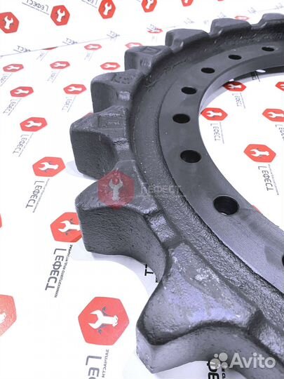 Звездочка Hyundai R180LC-7A