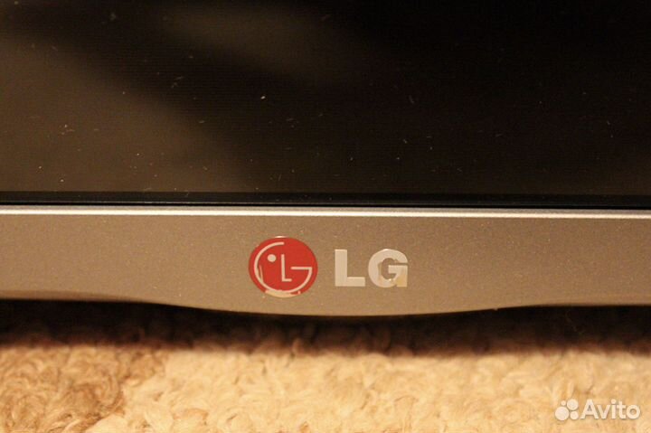 Телевизор LG 42 и dexp 32