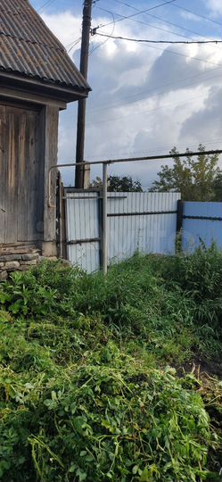 Дом 28 м² на участке 15 сот.