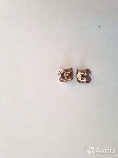 Серьги серебряные лебеди гвоздики с фианитами