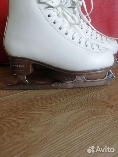Фигурные коньки jackson artiste