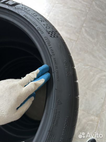 Michelin Pilot Sport 4 S 265/35 R20 и 295/30 R20