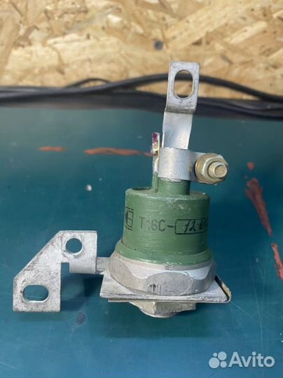 Тиристор т 160