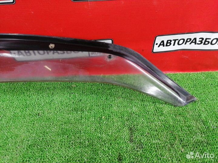 Ветровик на дверь передний правый Toyota Corolla