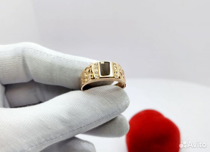 Золотое кольцо печатка 6,1гр