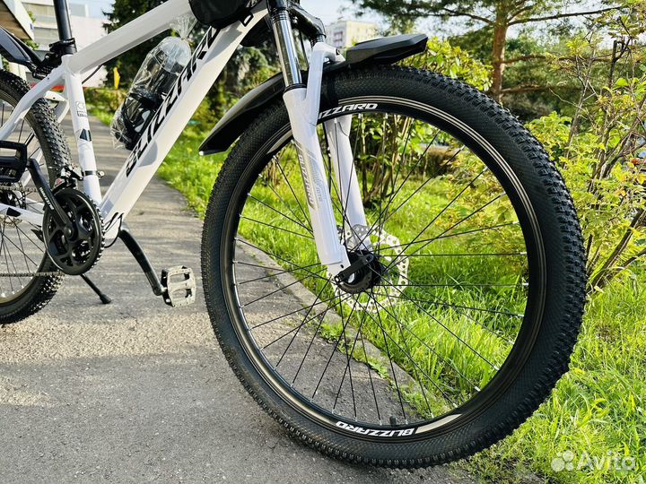 Велосипед алюминиевая рама blizzard 26R (белый)