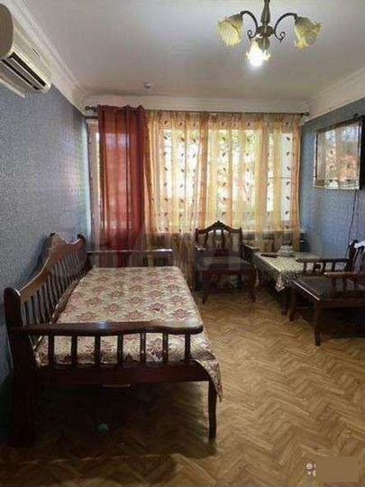 Комната 50 м², 1/2 эт.