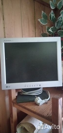 Монитор для компьютера бу