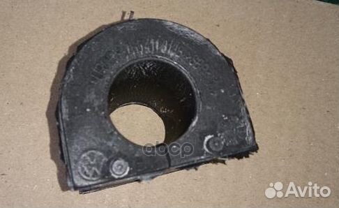 Втулка стабилизатора x2 X 7H5411313B 7H5411313B