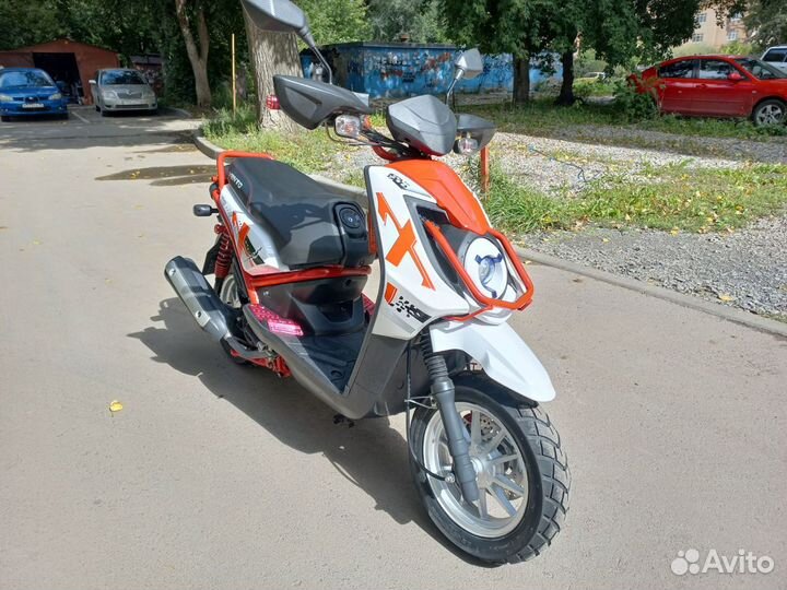 Скутер Vento SMART 150