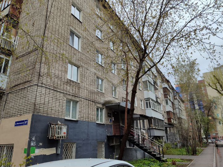 4-к. квартира, 62 м², 2/5 эт.
